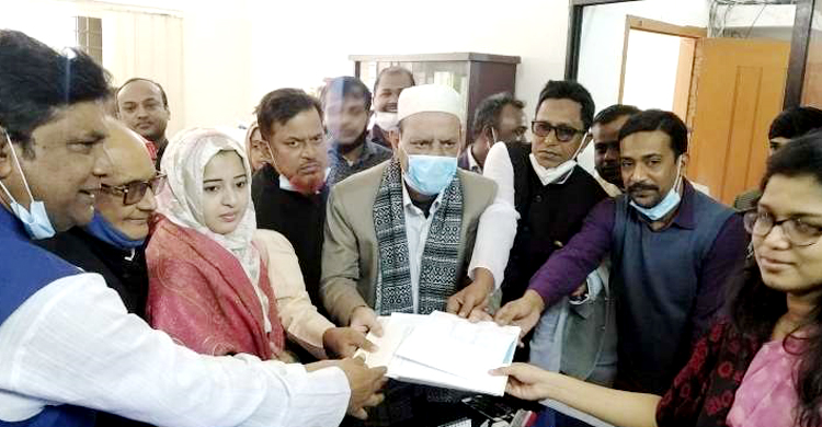 মির্জাপুরে আওয়ামী লীগ প্রার্থীর মনোনয়নপত